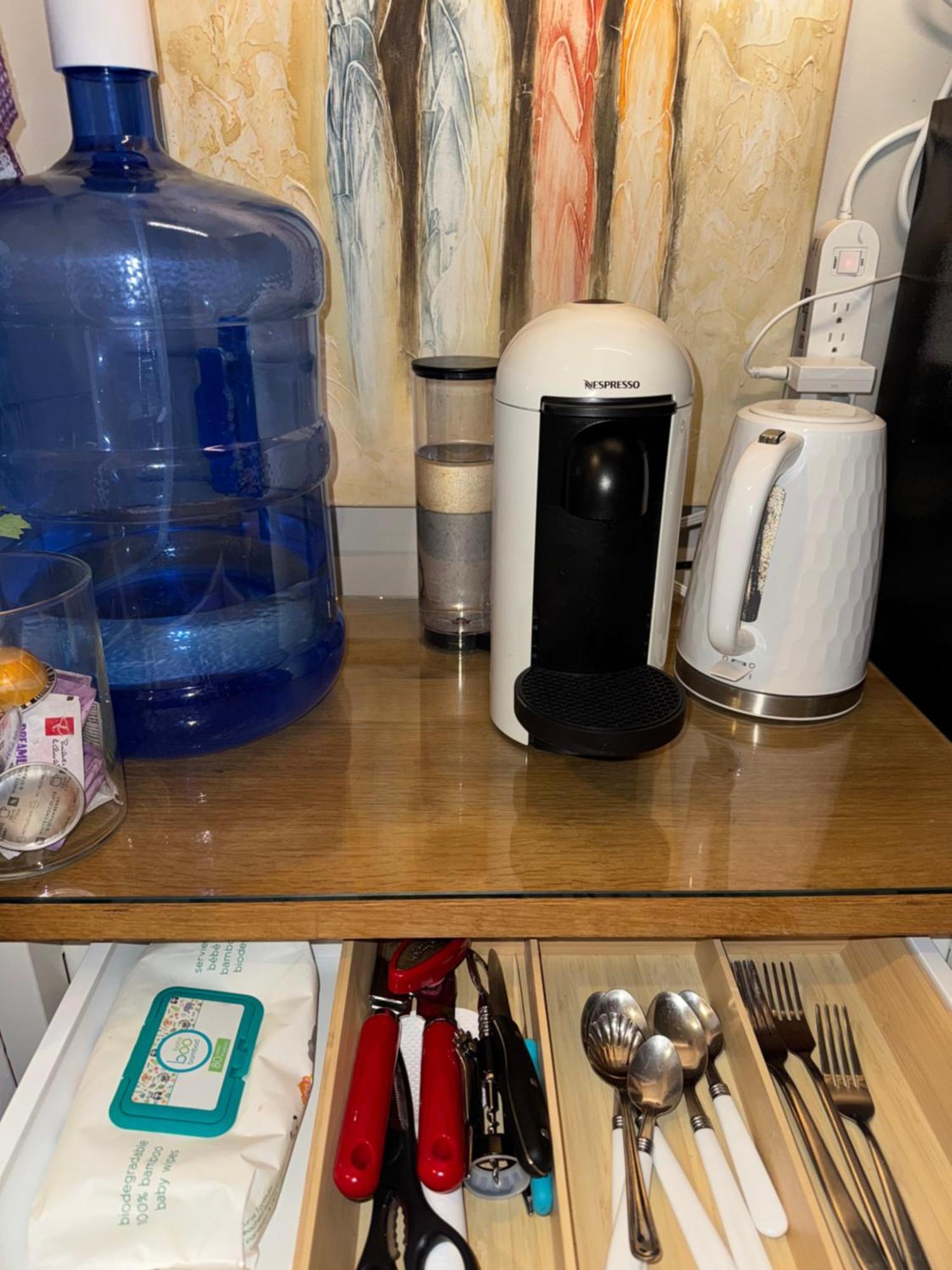 Cozy Private In Downtown Toronto, 15 Mins To Cn Tower, Steps To Subway * Toronto