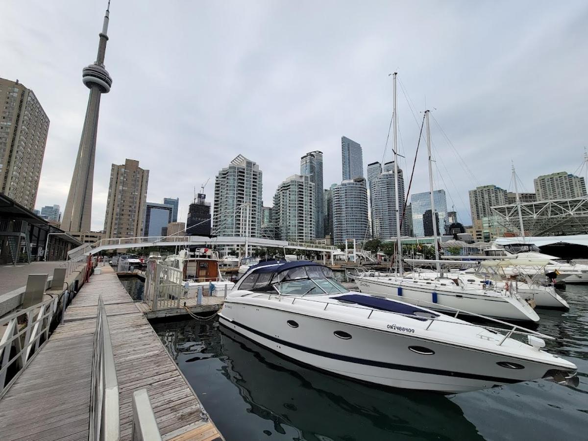 Cozy Private In Downtown Toronto, 15 Mins To Cn Tower, Steps To Subway * Toronto