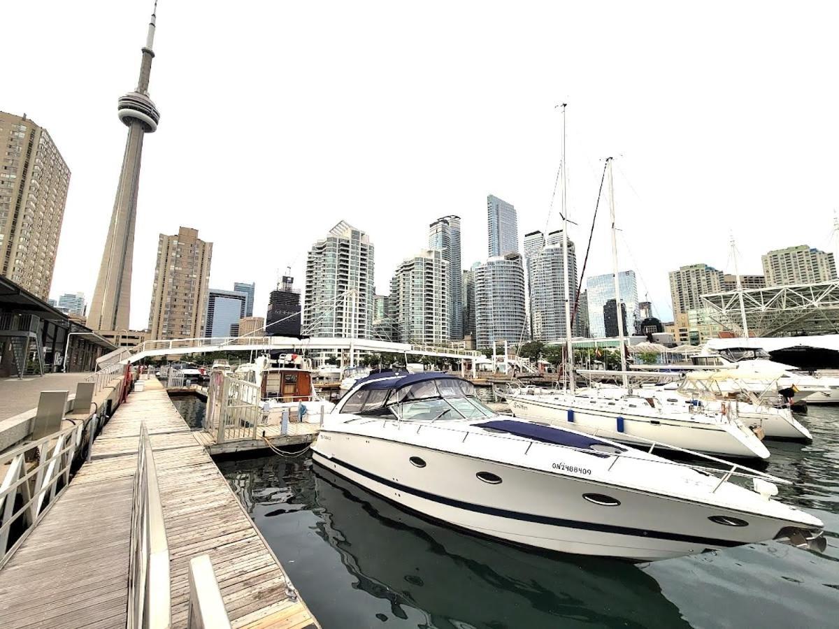 Homestay Cozy Private In Downtown Toronto, 15 Mins To Cn Tower, Steps To Subway