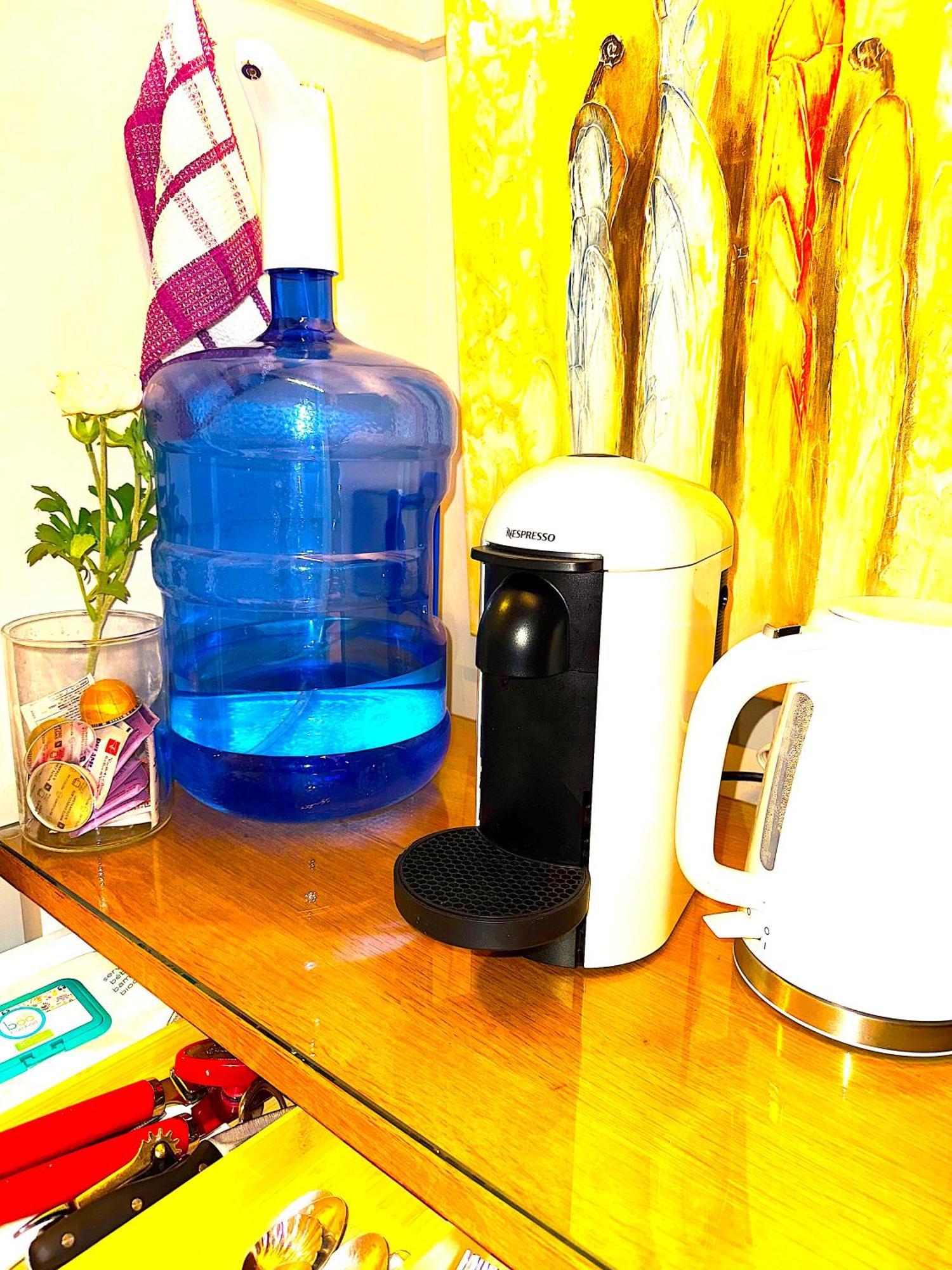 Homestay Cozy Private In Downtown Toronto, 15 Mins To Cn Tower, Steps To Subway *